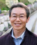 심 준 영 교수